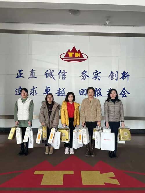 “三八”?國際勞動婦女節(jié)快樂